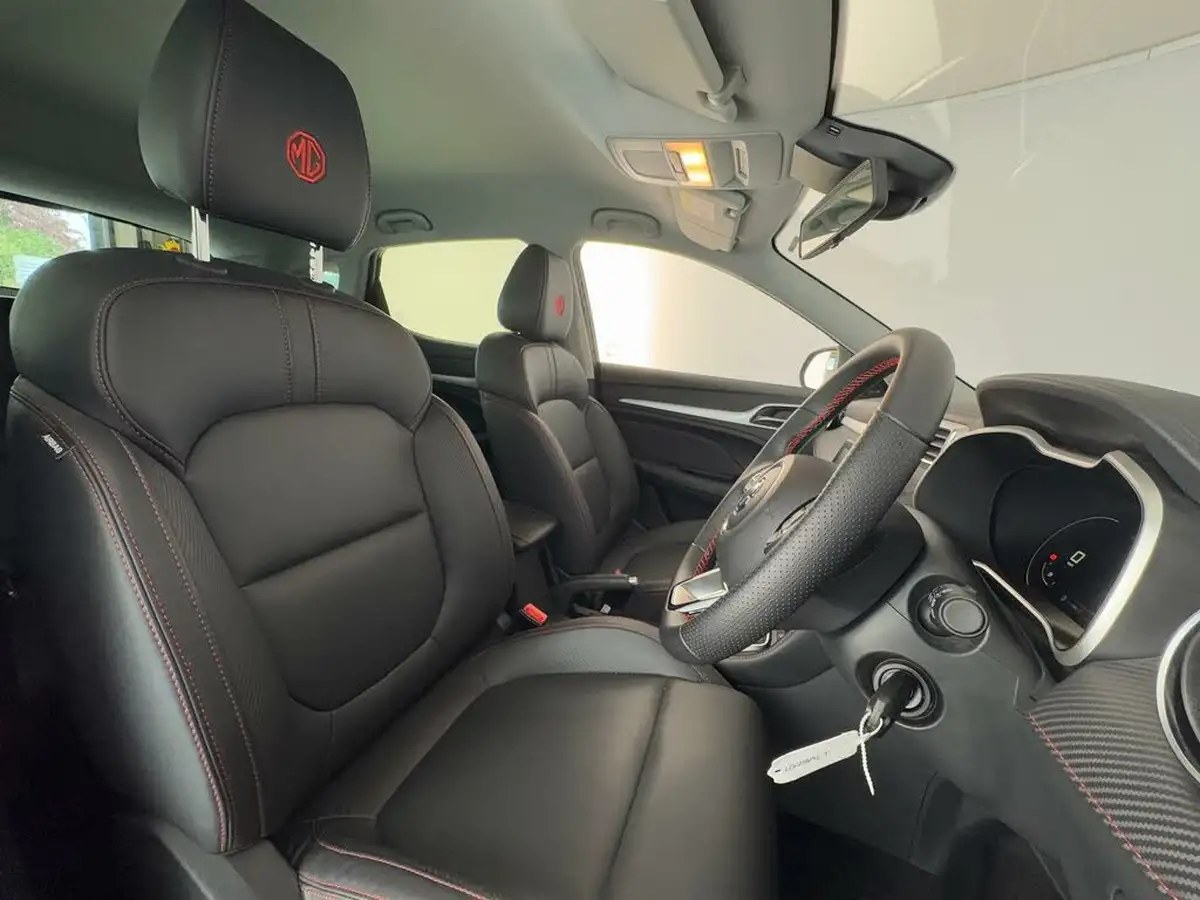 2023-mg-zs-suv-15-vti-tech-exclusive-big-10