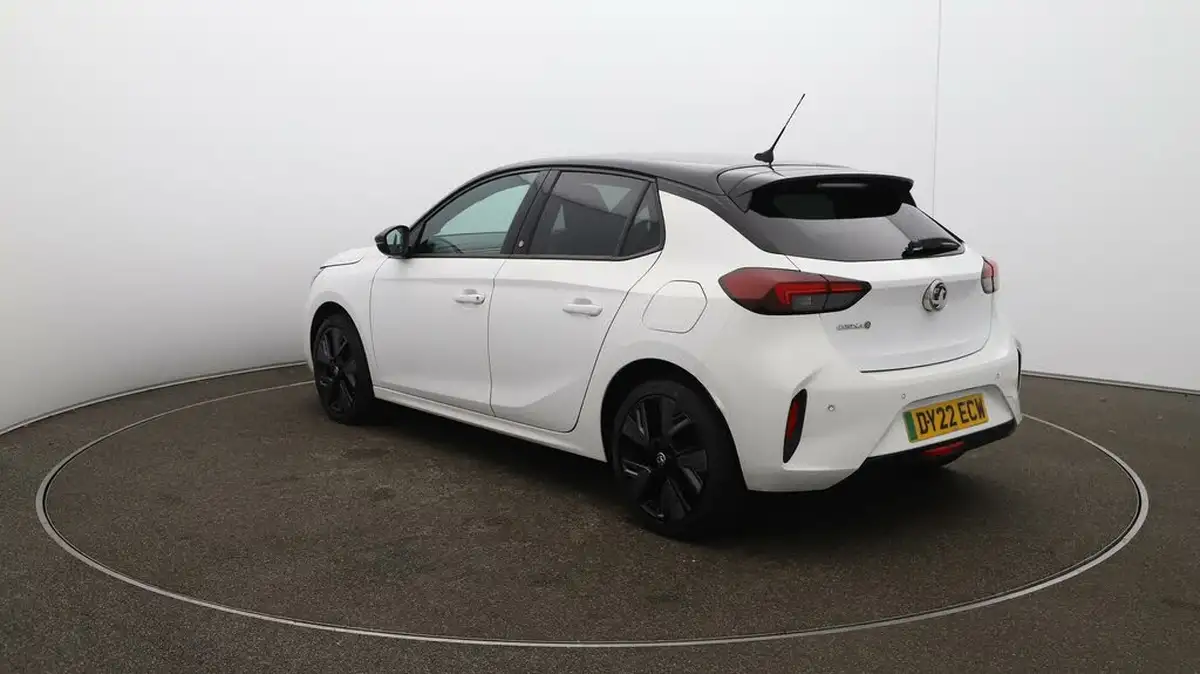 2022-vauxhall-corsa-e-sri-premium-big-53