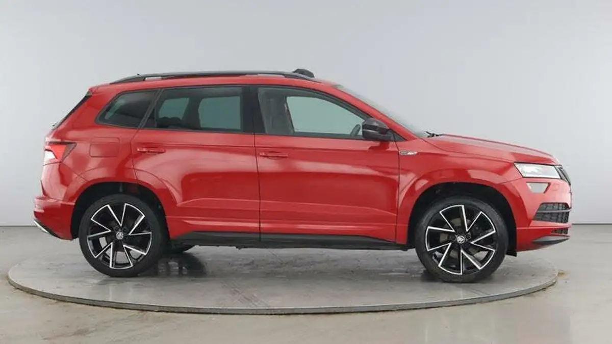 2018-skoda-karoq-20tdi-sportline-150ps-big-3