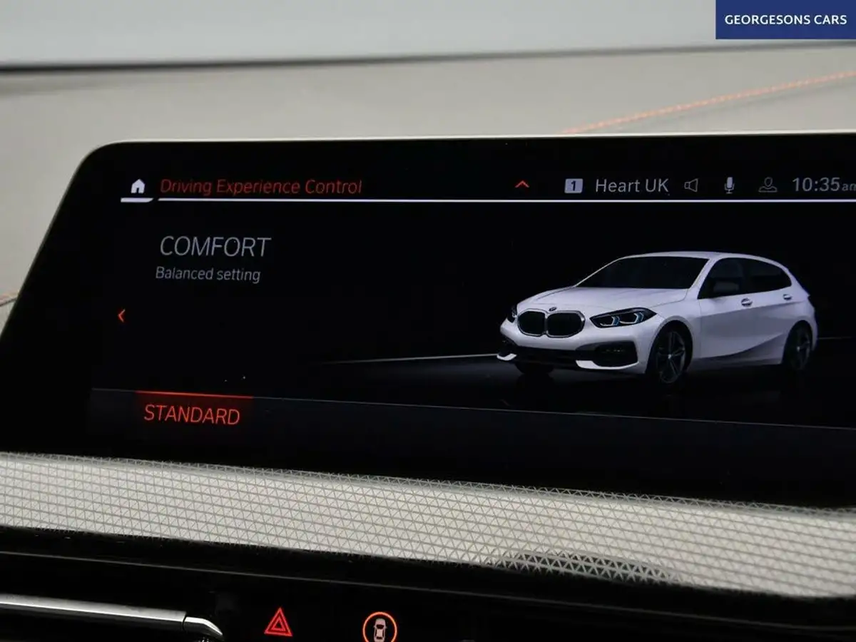 2022-bmw-1-series-15td-116d-sport-big-40