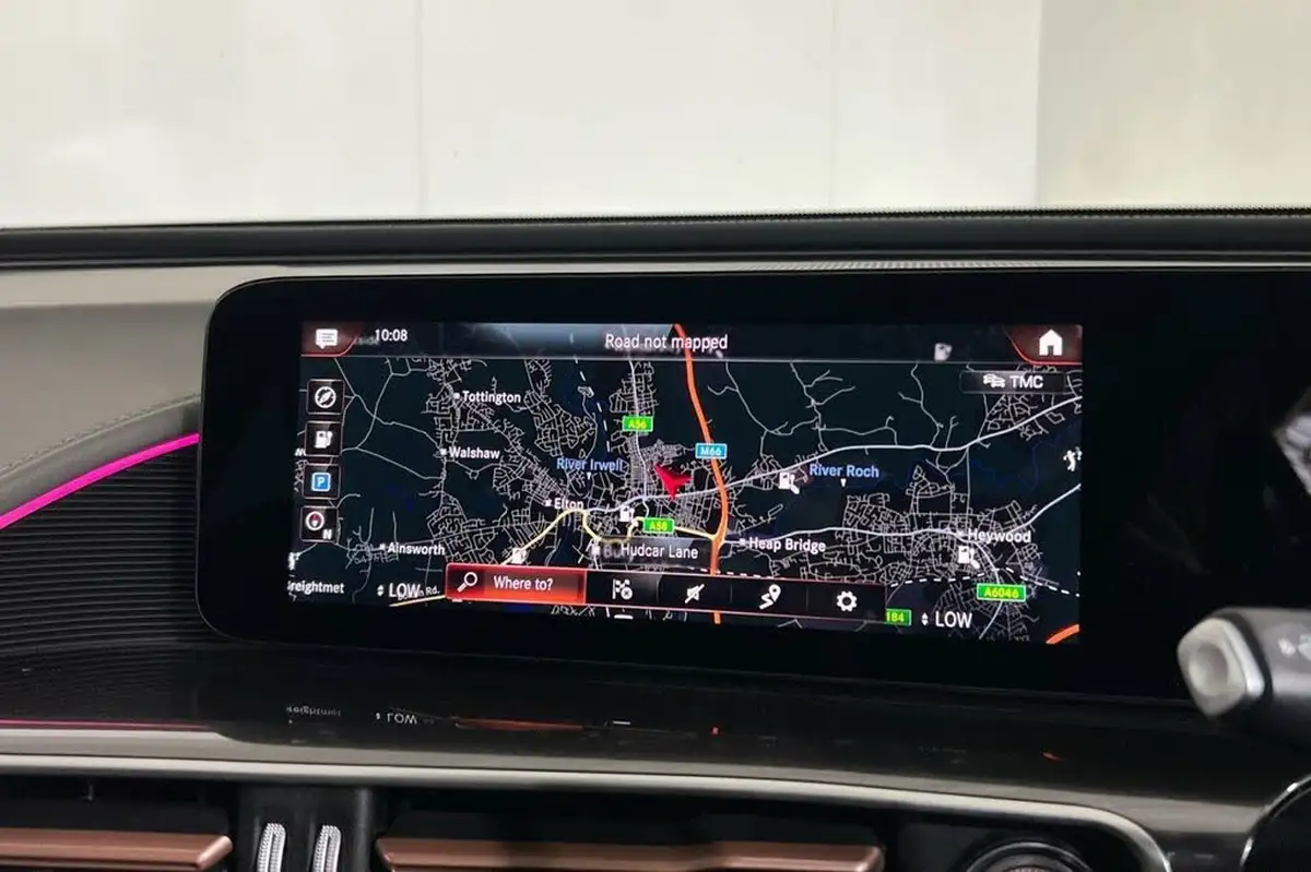 2022-mercedes-benz-eqc-e-eqc-400-amg-line-premium-big-26