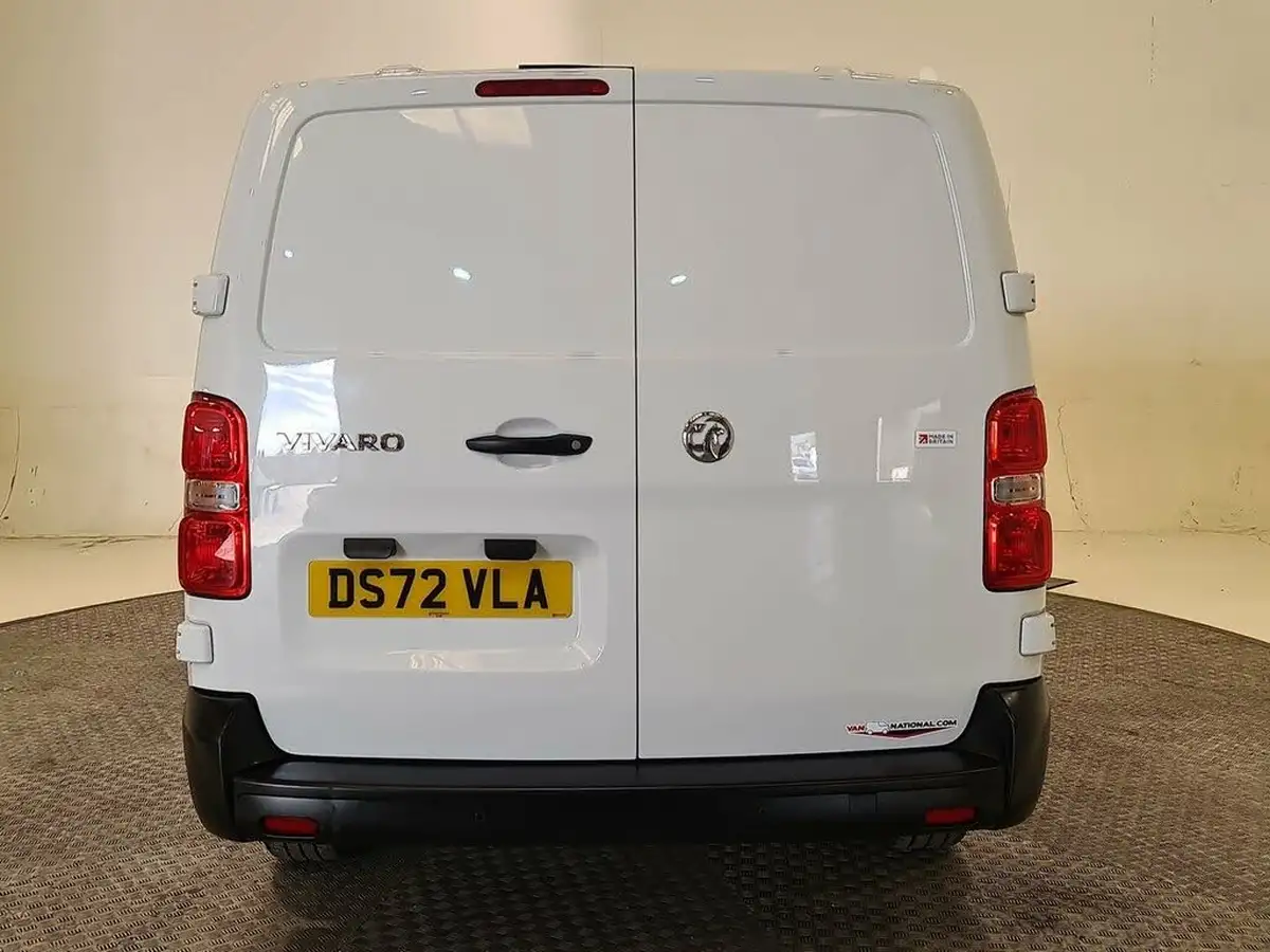 2022-vauxhall-vivaro-15td-2900-l2h1-dynamic-big-14