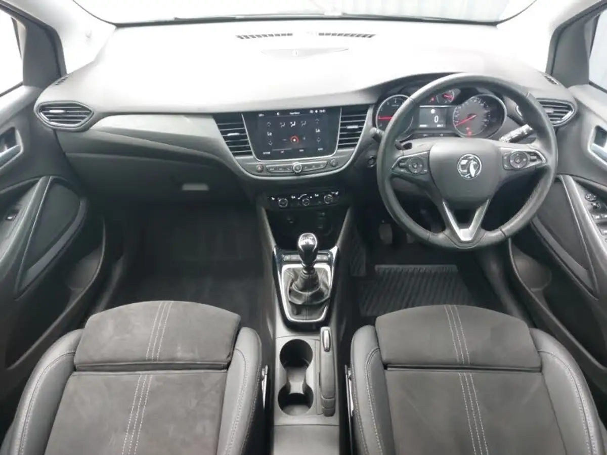 2024-vauxhall-crossland-12-ultimate-110ps-big-2