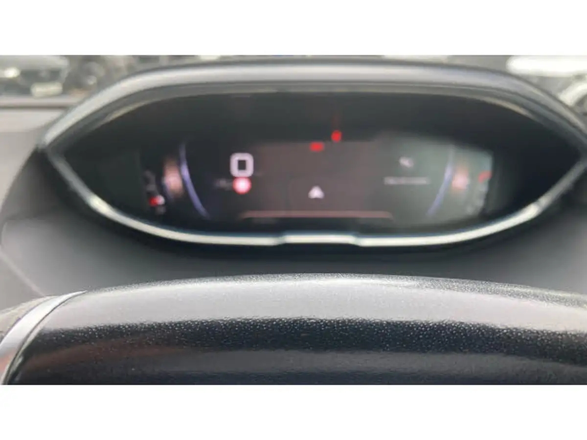 2022-peugeot-3008-suv-12-puretech-gt-big-32