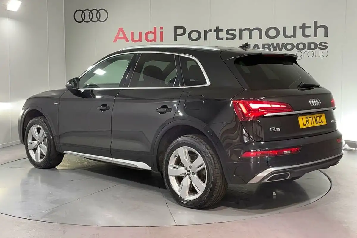 2021-audi-q5-20-50-tfsi-e-s-line-station-wagon-big-7