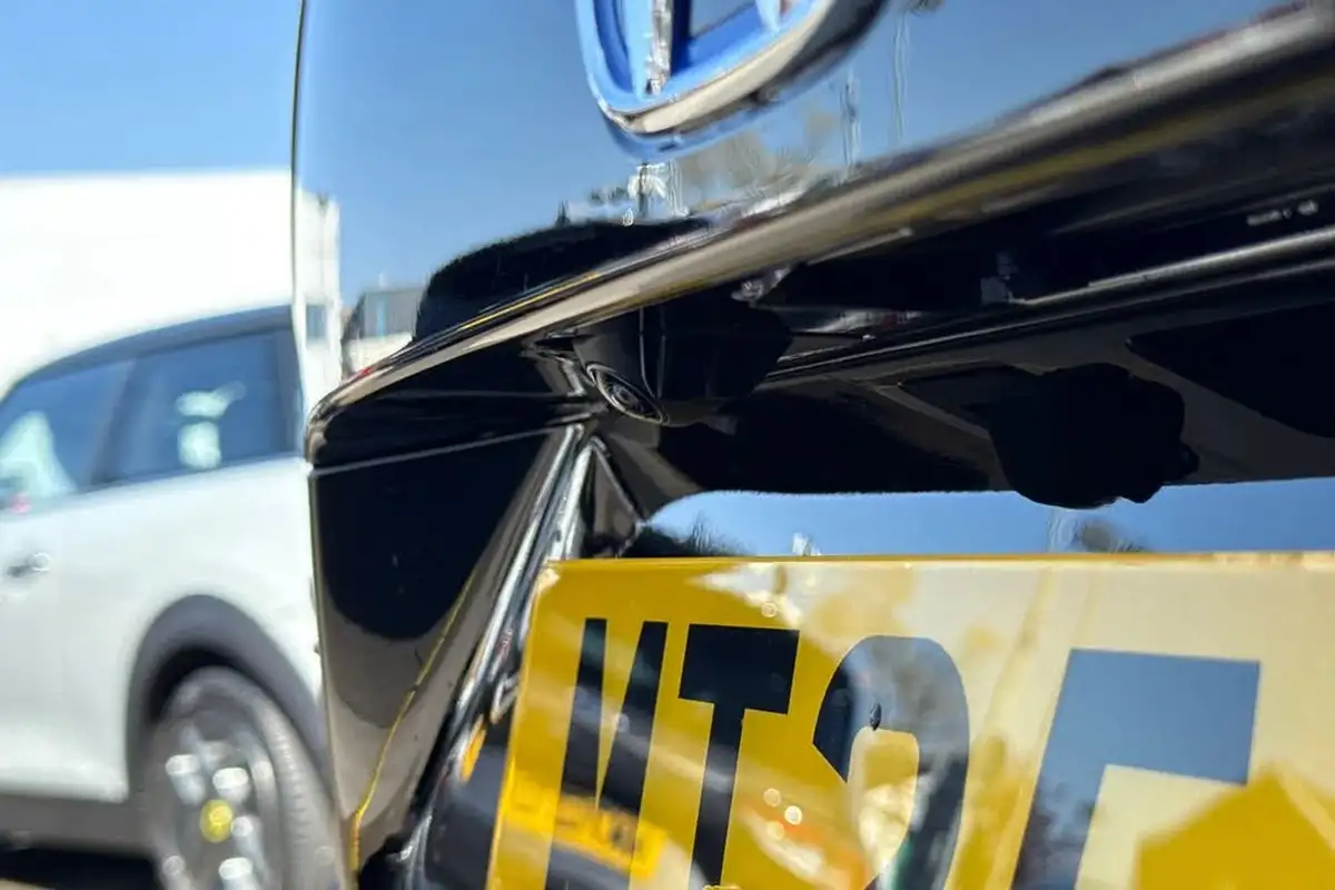 2025-honda-jazz-15-i-mmd-elegance-big-37