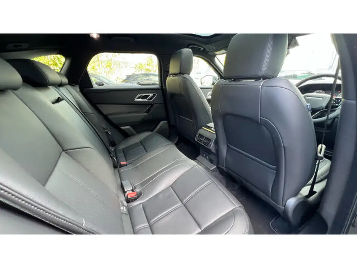 2024-land-rover-range-rover-velar-20-p400e-dynamic-se-big-15