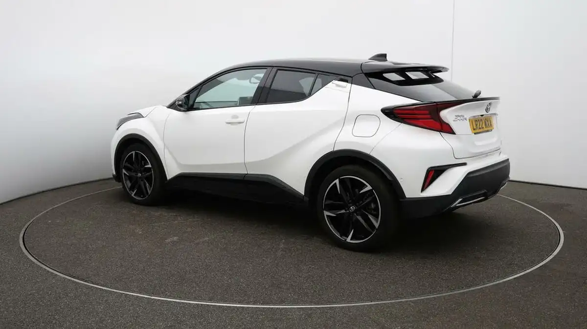 2022-toyota-c-hr-18-vvt-i-gr-sport-big-26