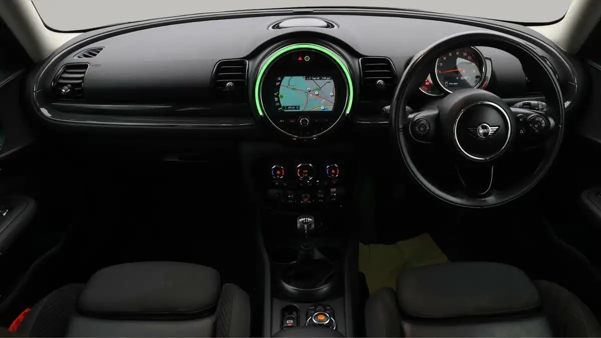 2018-mini-clubman-20td-cooper-d-big-12