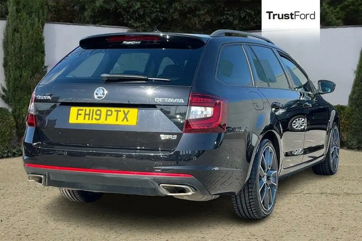 2019-skoda-octavia-20-tsi-vrs-estate-dsg-big-3
