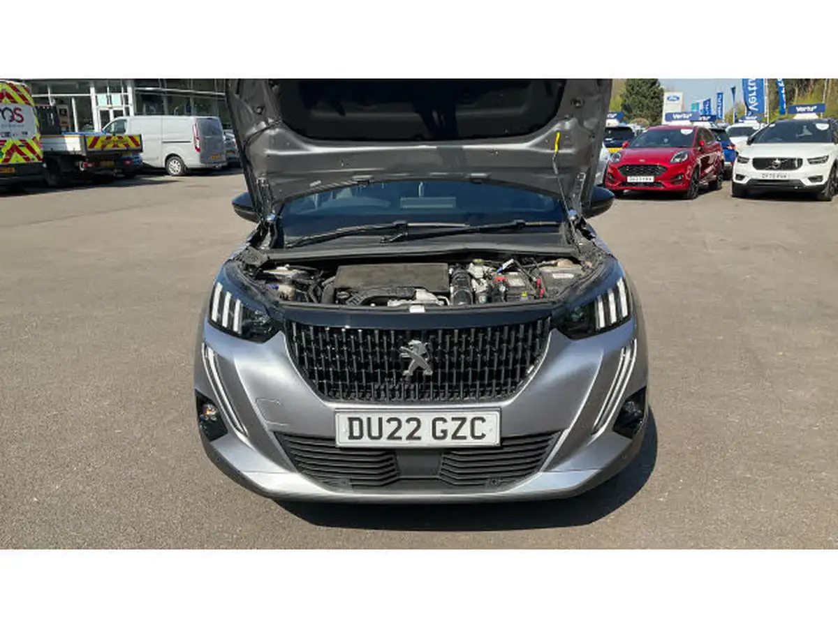 2022-peugeot-2008-suv-12-puretech-gt-big-7