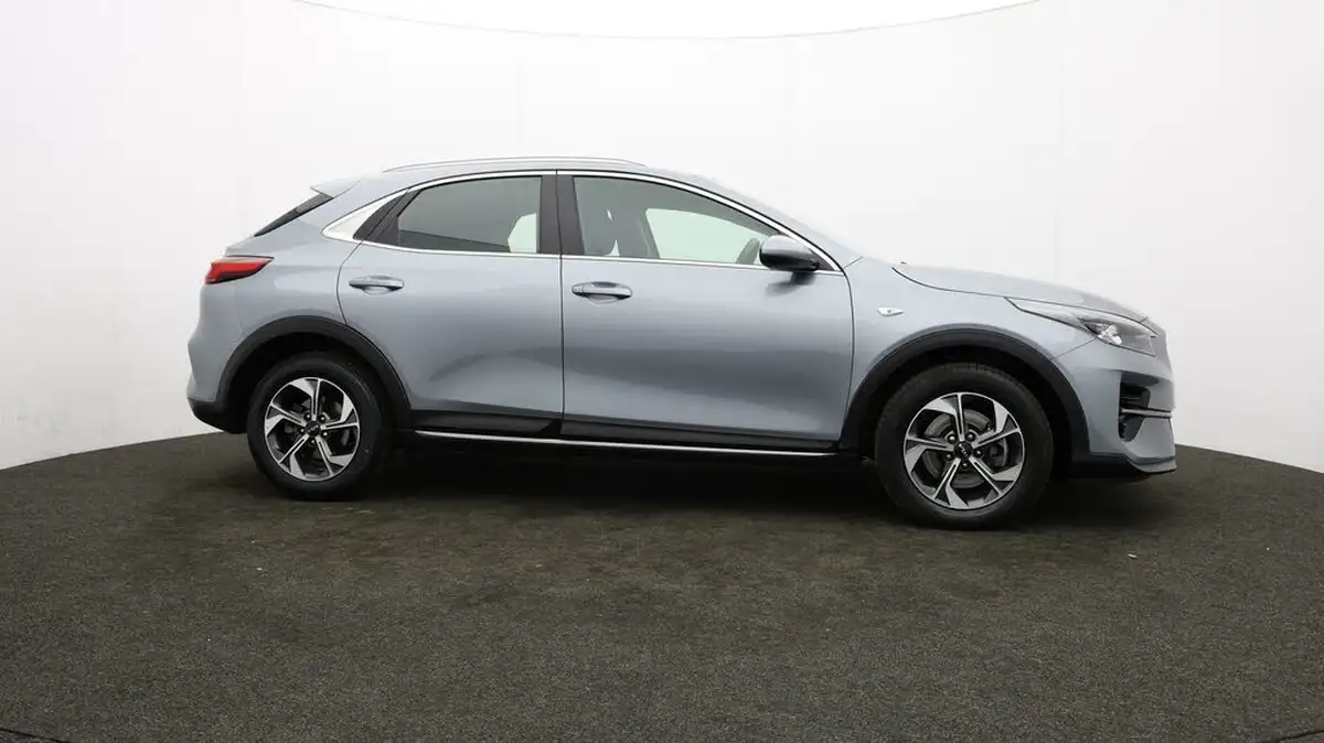 2022-kia-xceed-10-t-gdi-2-big-33