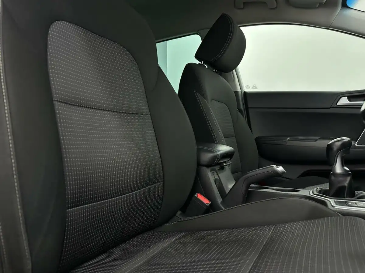 2019-kia-sportage-16-gdi-2-big-29