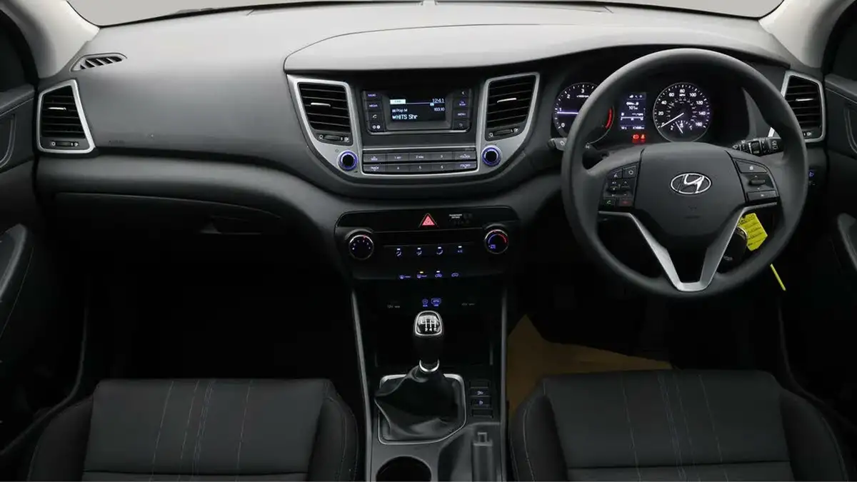 2018-hyundai-tucson-17crdi-blue-drive-s-big-12