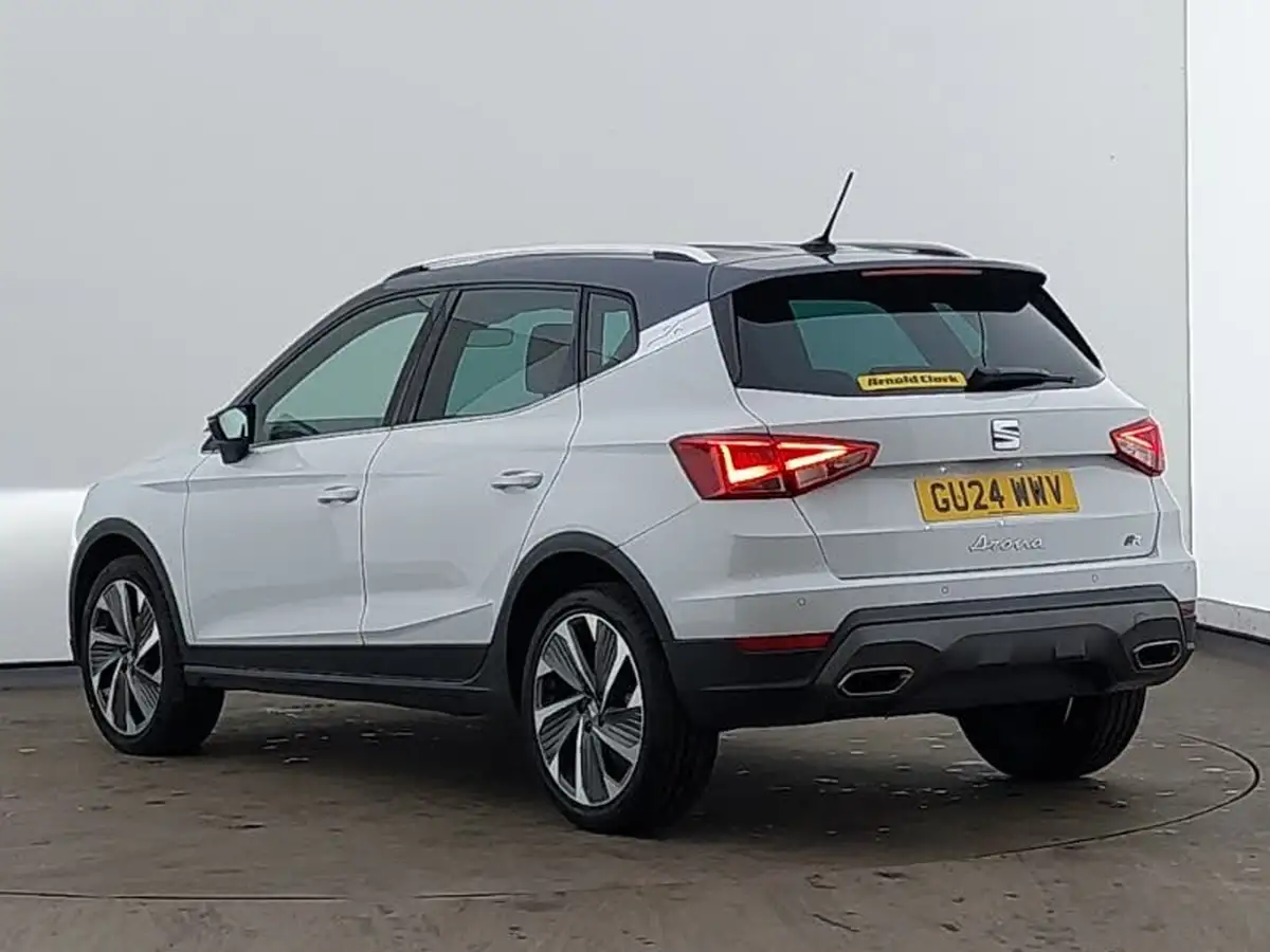 2024-seat-arona-10-tsi-fr-sport-110ps-dsg-big-1