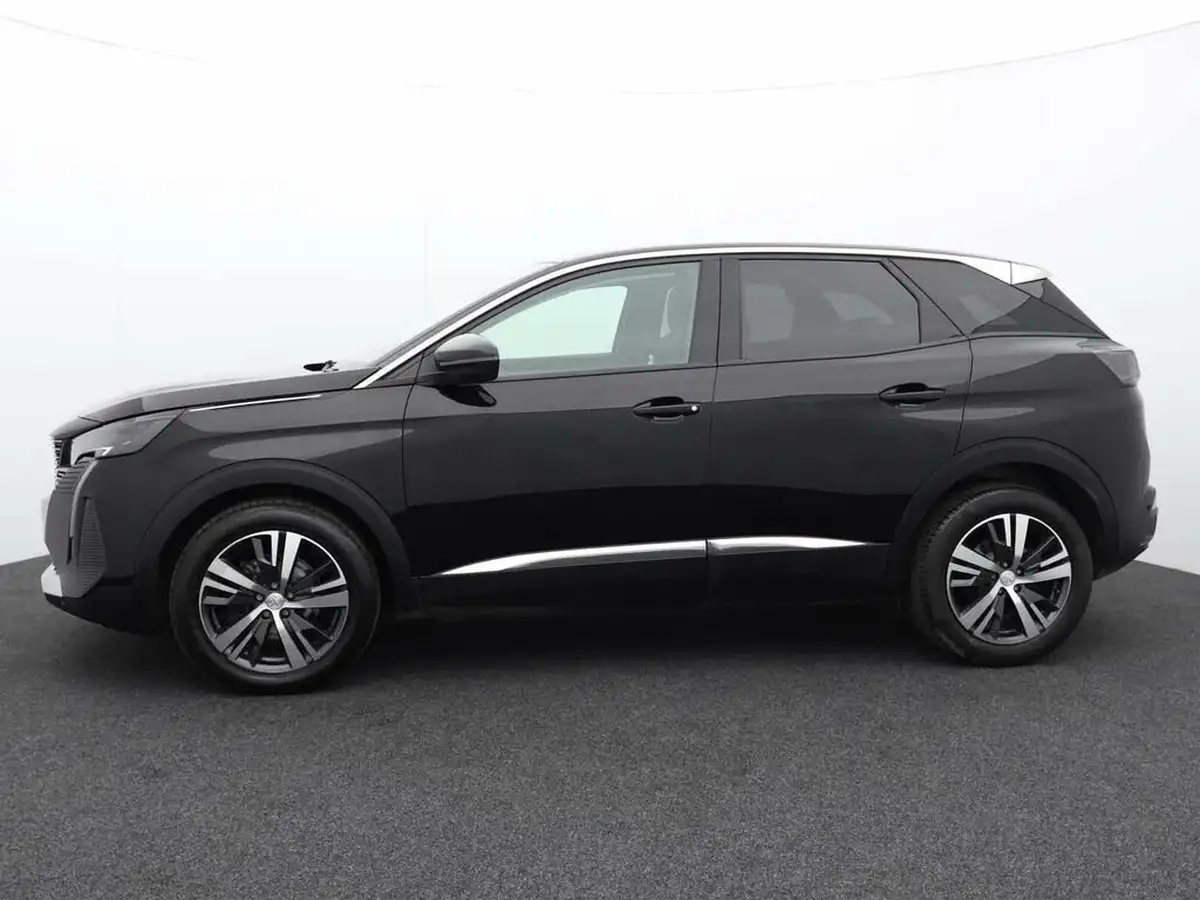 2022-peugeot-3008-suv-12-puretech-allure-big-4