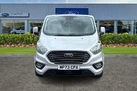 2023-ford-tourneo-custom-small-11