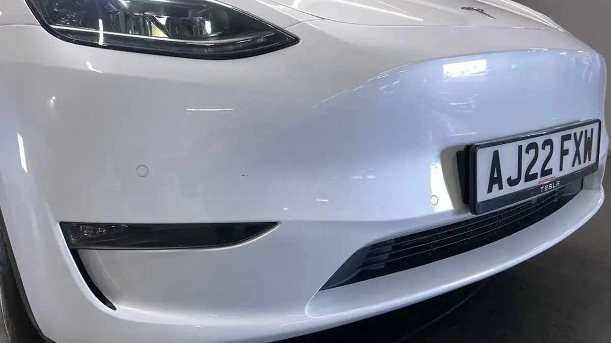 2022-tesla-model-y-e-long-range-big-10