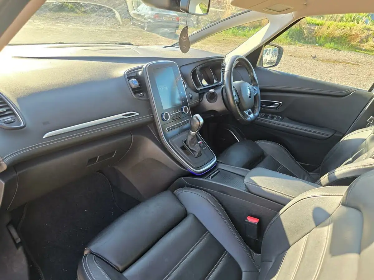 2017-renault-grand-scenic-16dci-signature-nav-160bhp-edc-auto-big-21