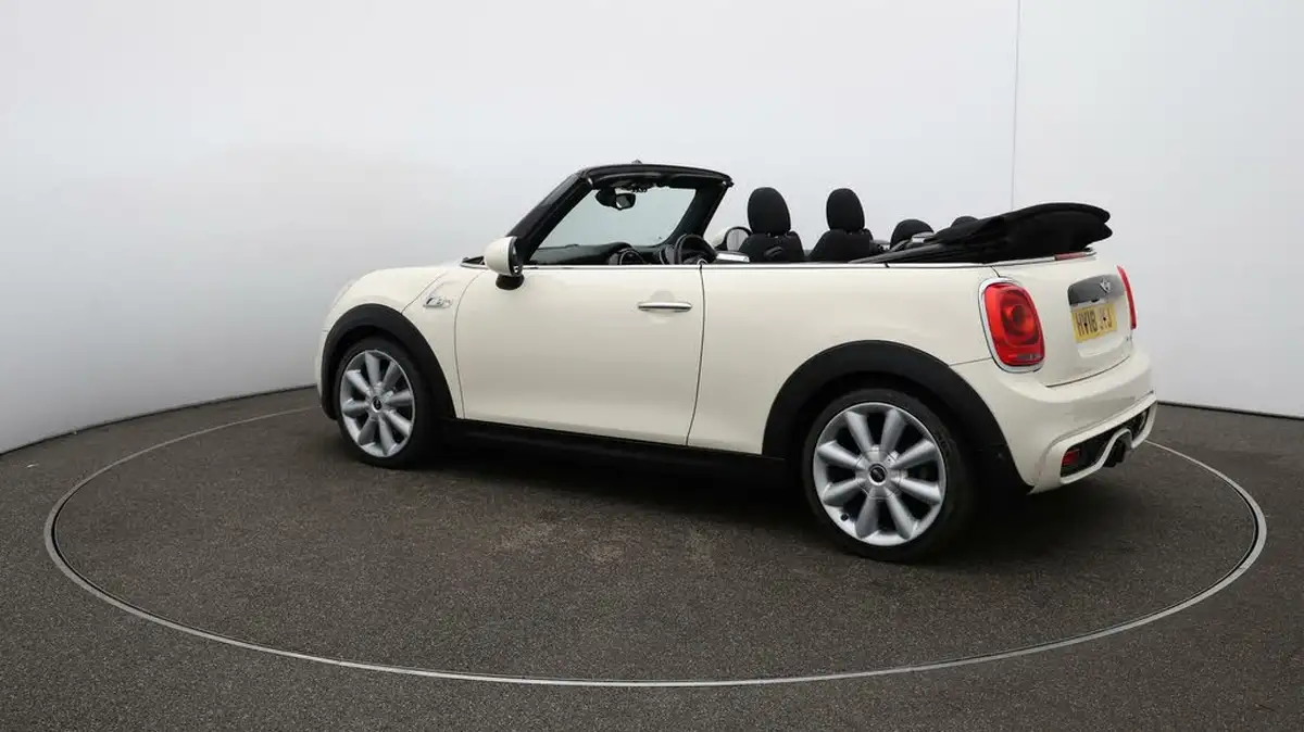 2018-mini-cooper-20-cooper-s-series-ii-ss-convertible-2d-big-37