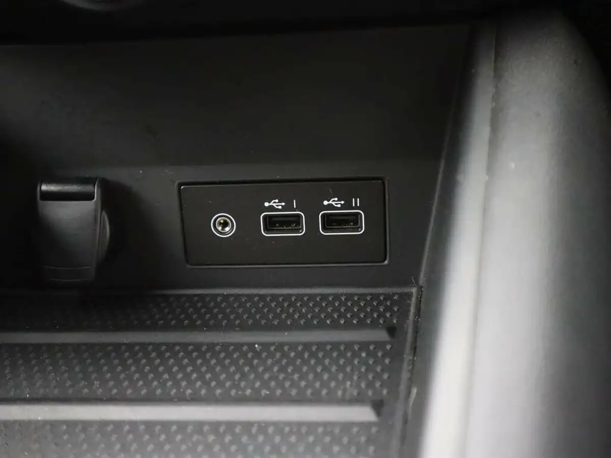 2024-renault-captur-16-e-tech-engineered-145ps-full-big-28