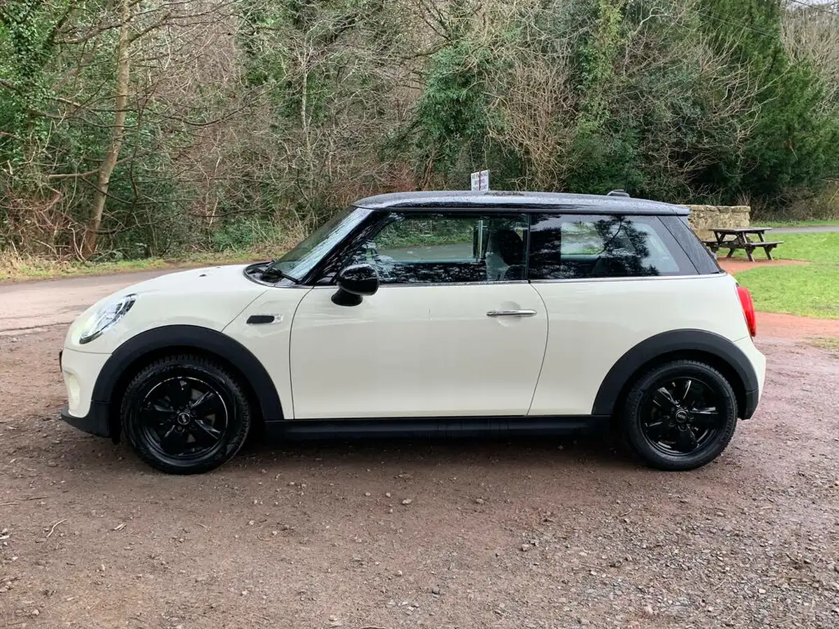 2018-mini-cooper-15-cooper-series-ii-ss-hatchback-3d-big-3