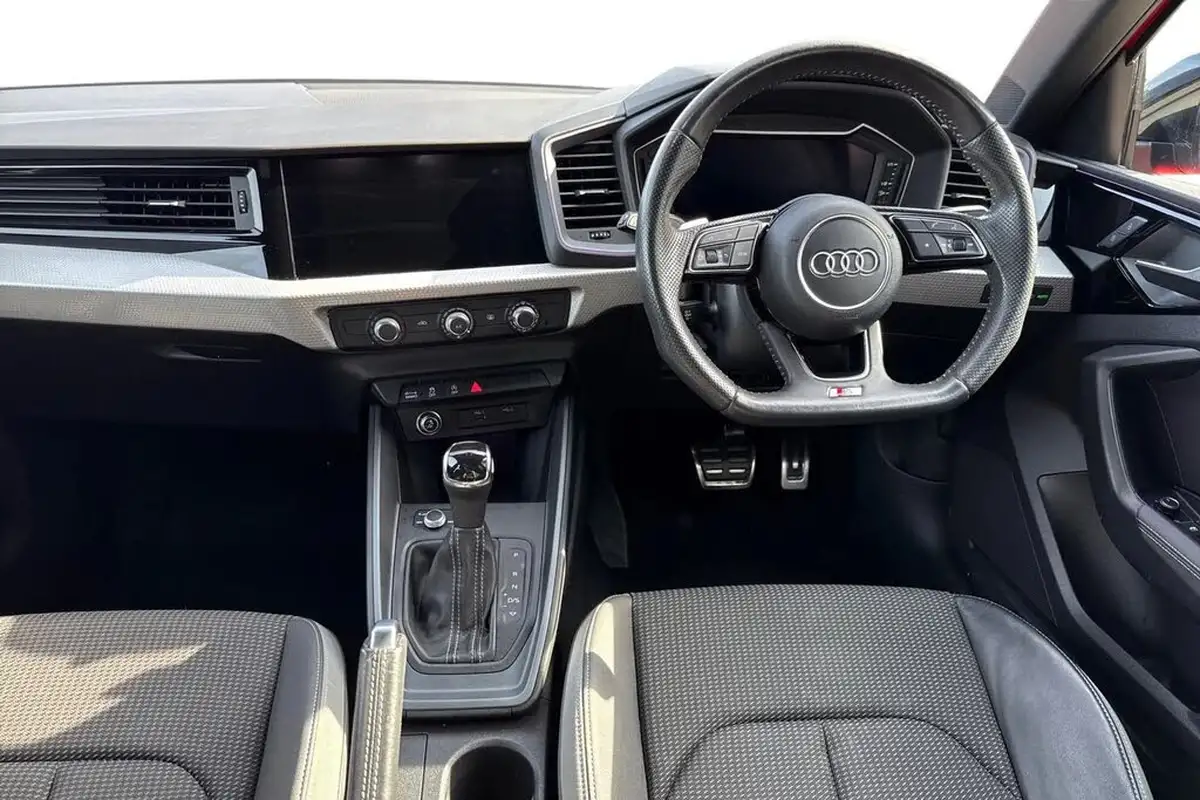 2019-audi-a1-20-40-tfsi-s-line-competition-ss-big-17