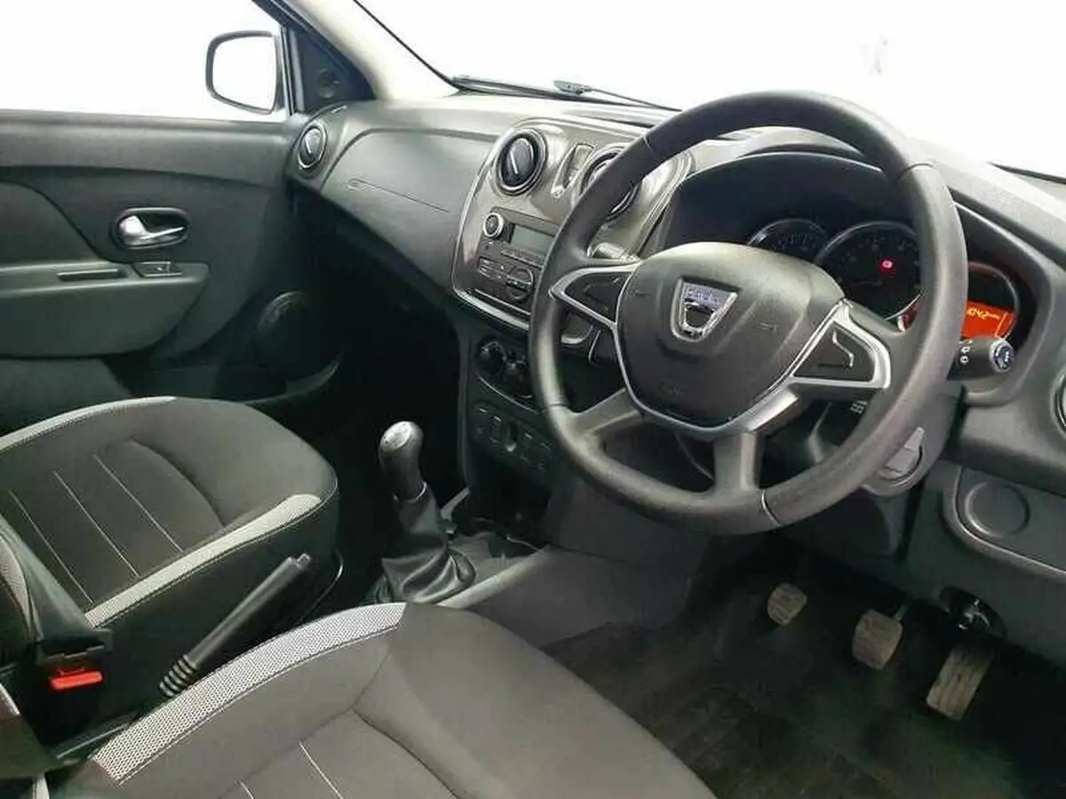 2019-dacia-sandero-stepway-09-tce-essential-big-12