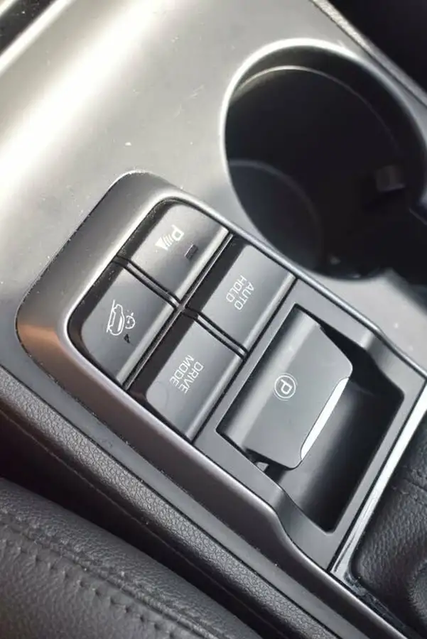 2018-hyundai-tucson-16-t-gdi-sport-edition-dct-big-24