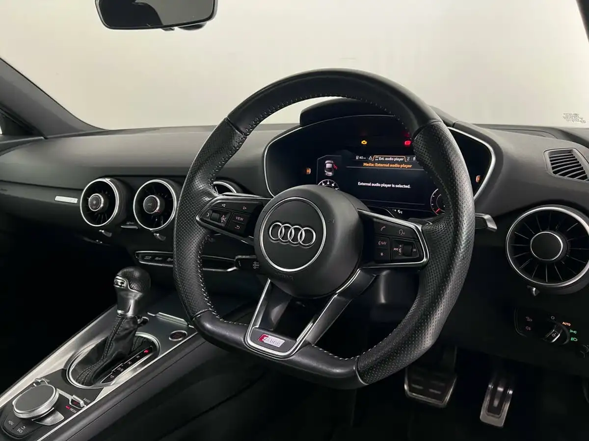 2016-audi-tt-coupe-20-tfsi-s-line-tronic-big-14