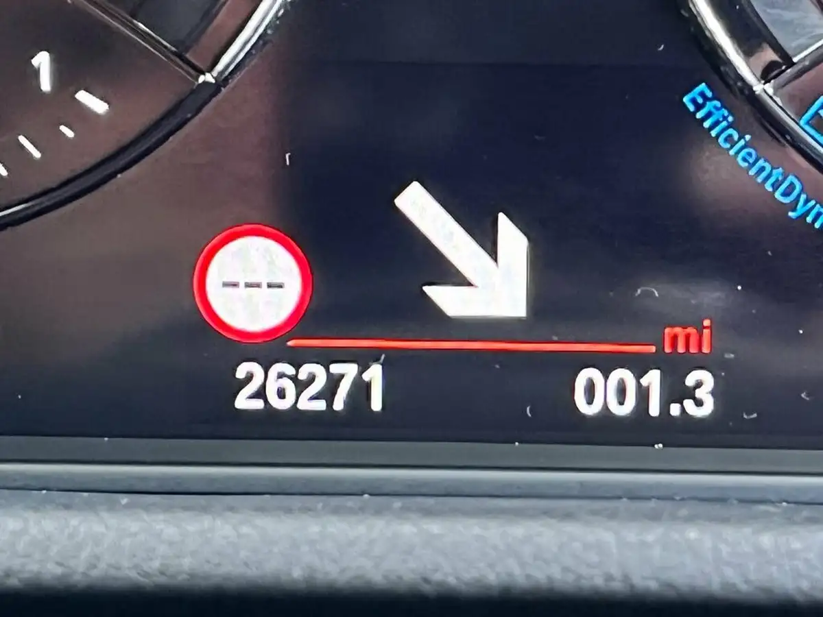 2019-bmw-x2-15-sdrive18i-se-ss-dct-big-21