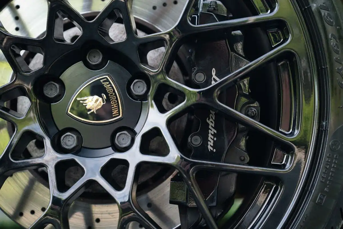 2005-lamborghini-gallardo-50-big-36