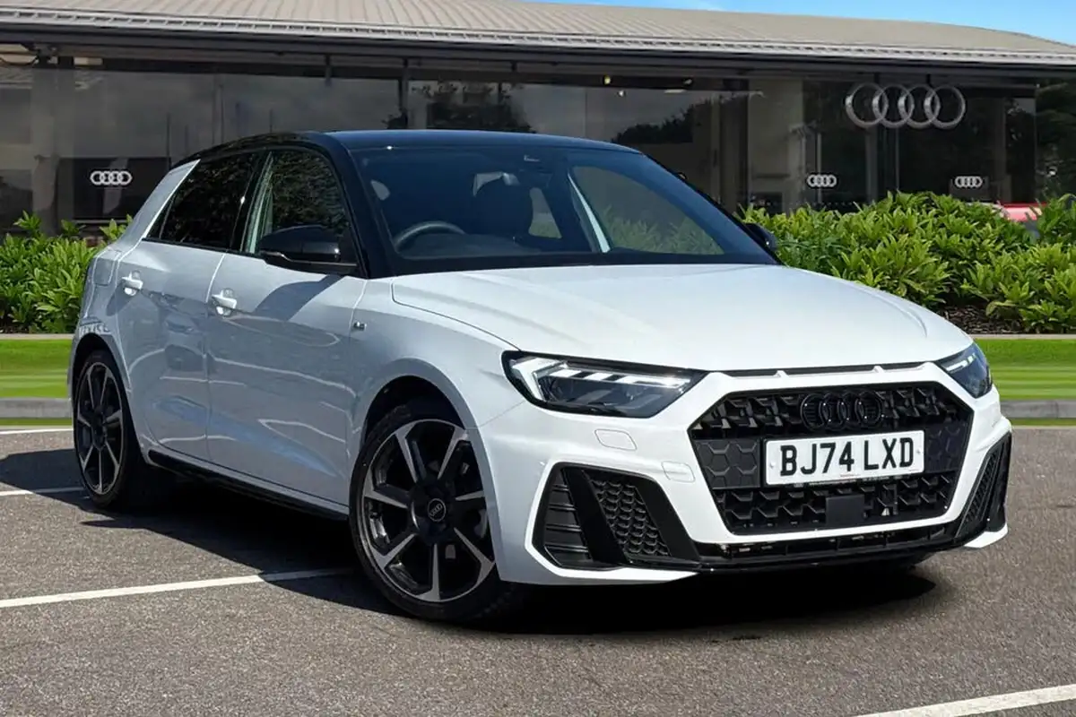 2024-audi-a1-10-30-tfsi-black-edition-116ps-s-tronic-big-0