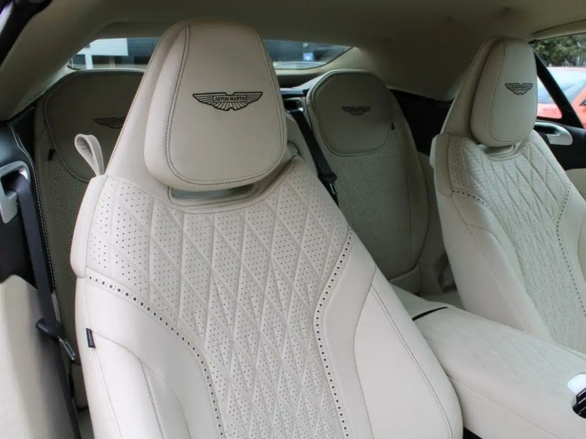 2024-aston-martin-db12-40-v8-auto-euro-6-ss-2dr-big-11