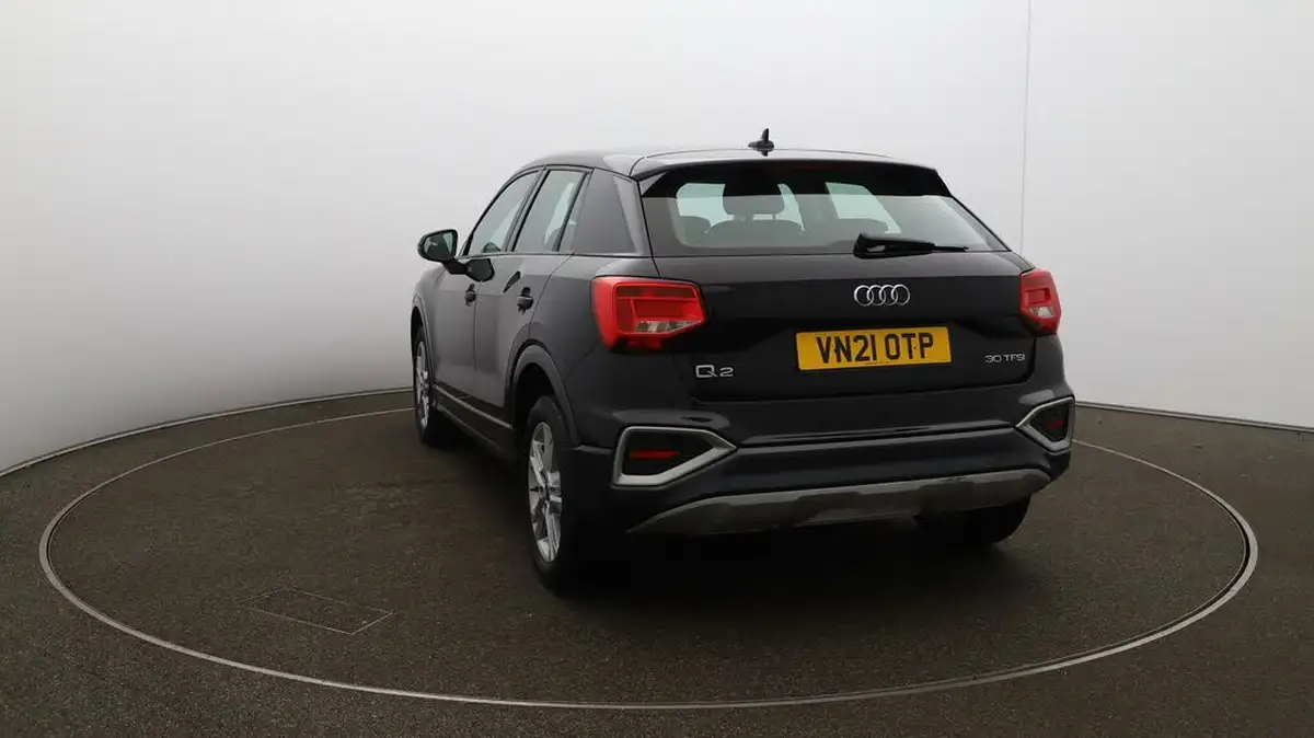 2021-audi-q2-10-30-tfsi-sport-big-58