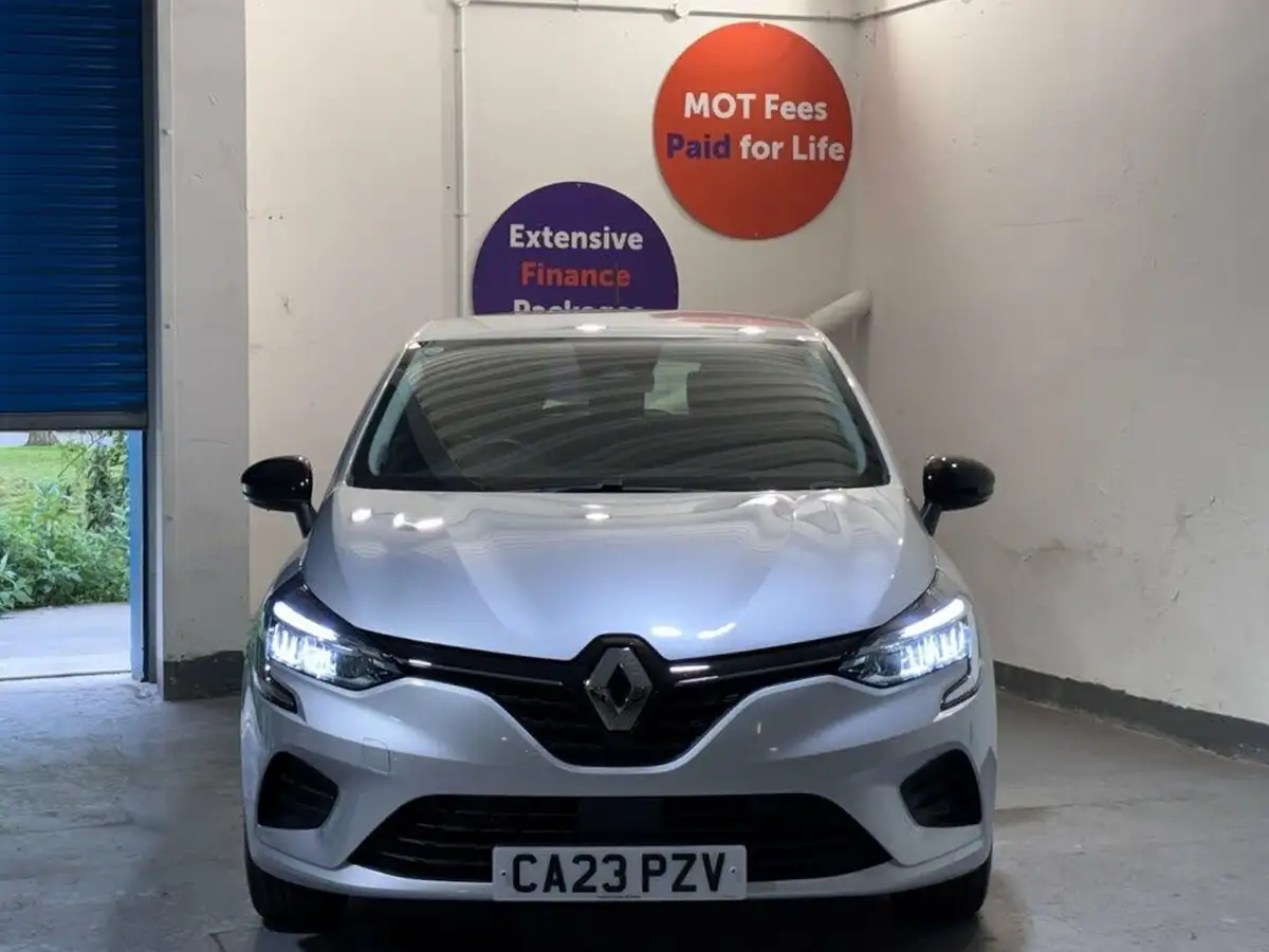 2023-renault-clio-10-tce-evolution-big-2