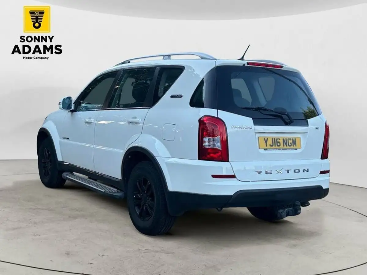 2016-kgm-ssangyong-rexton-w-22td-se-auto-big-5