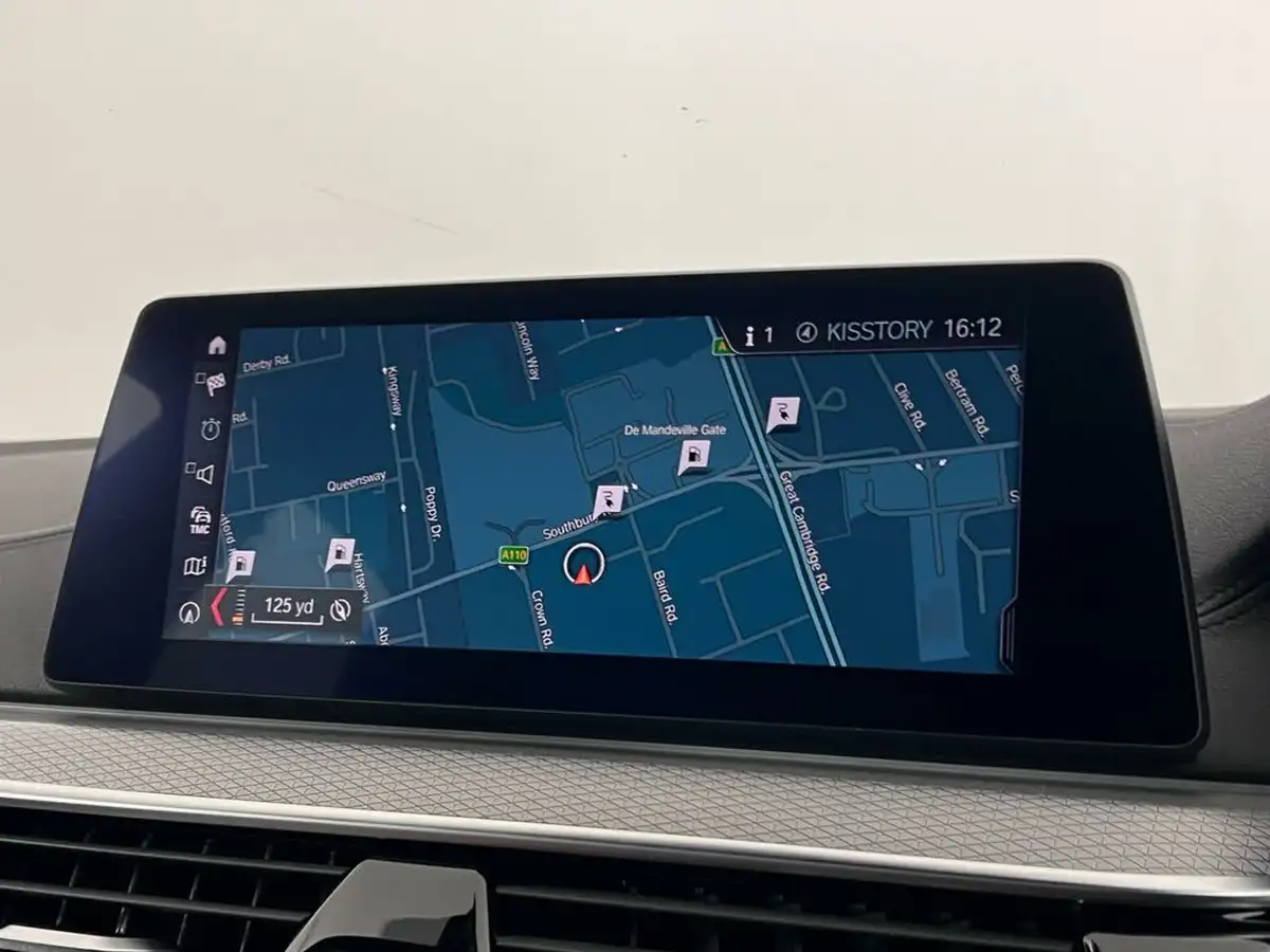 2018-bmw-5-series-20-530e-m-sport-big-35