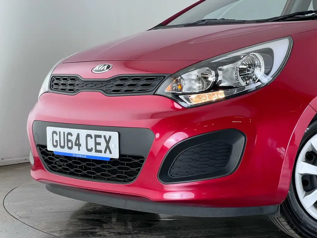 2014-kia-rio-125-1-air-big-35