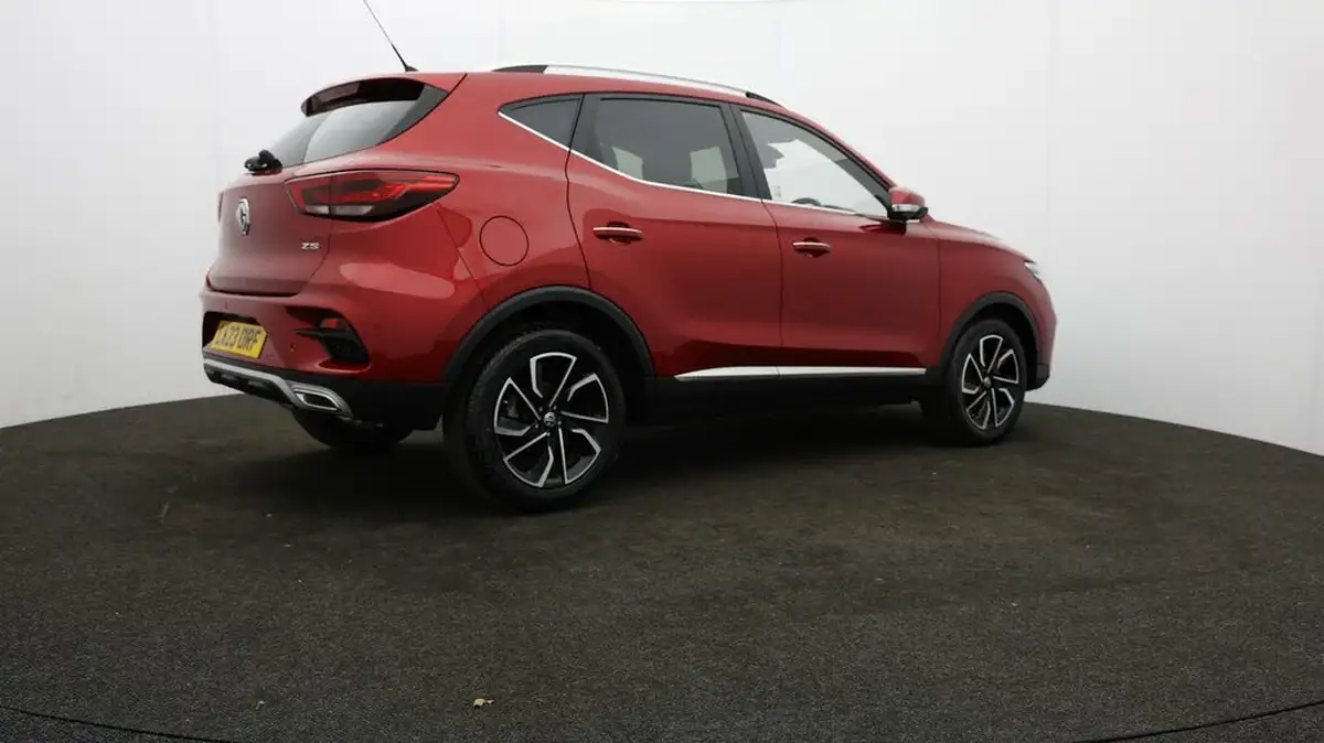 2023-mg-zs-suv-15-vti-tech-exclusive-big-32