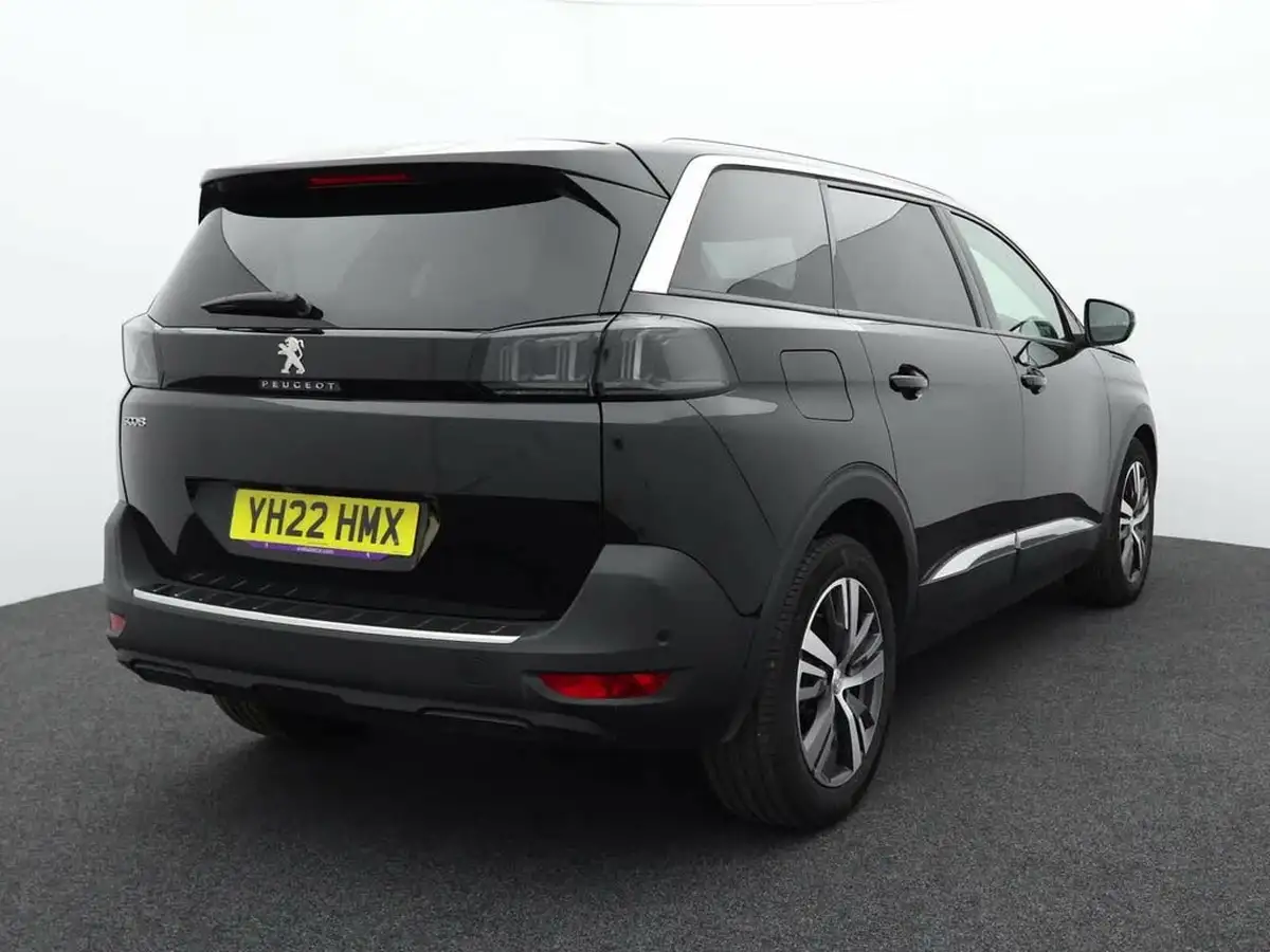 2022-peugeot-5008-suv-15-bluehdi-allure-premium-big-5