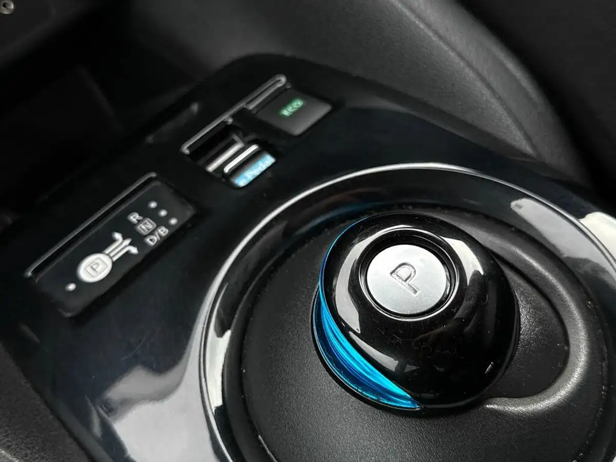 2018-nissan-leaf-e-2zero-big-39