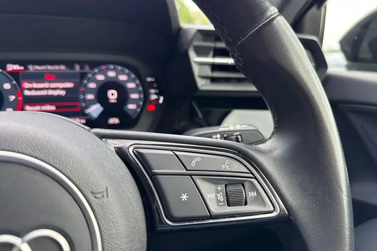 2023-audi-a3-10-30-tfsi-technik-big-24