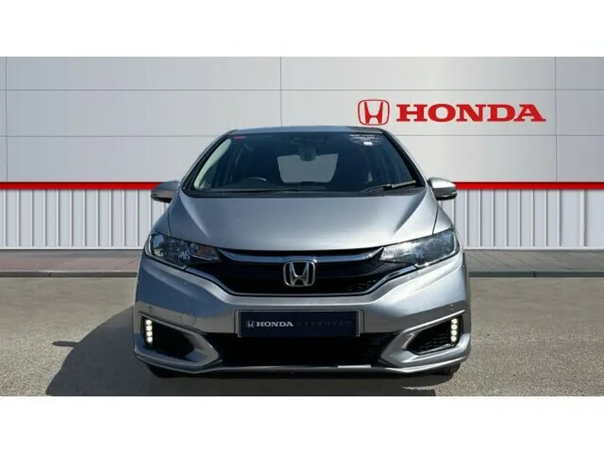 2020-honda-jazz-13-i-vtec-se-cvt-big-5