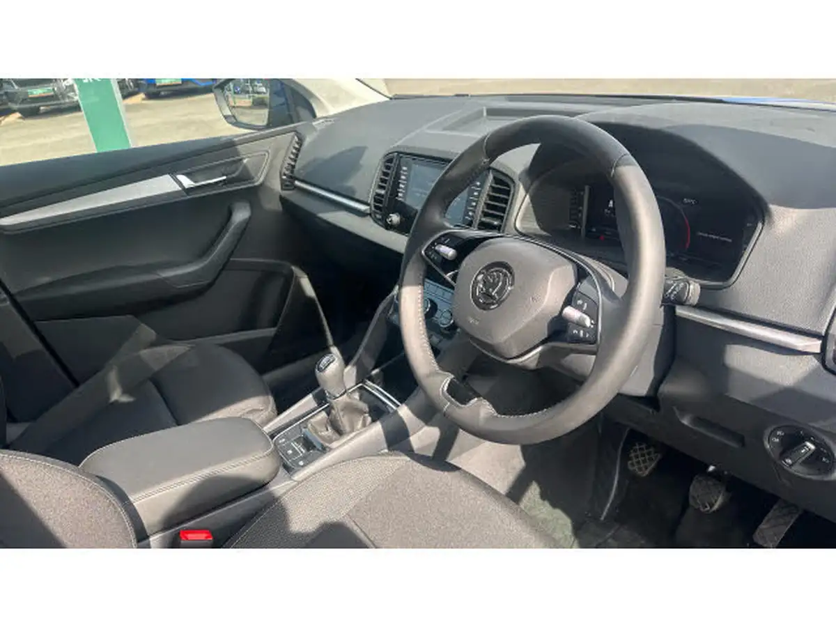 2025-skoda-karoq-10-tsi-se-drive-116ps-big-5