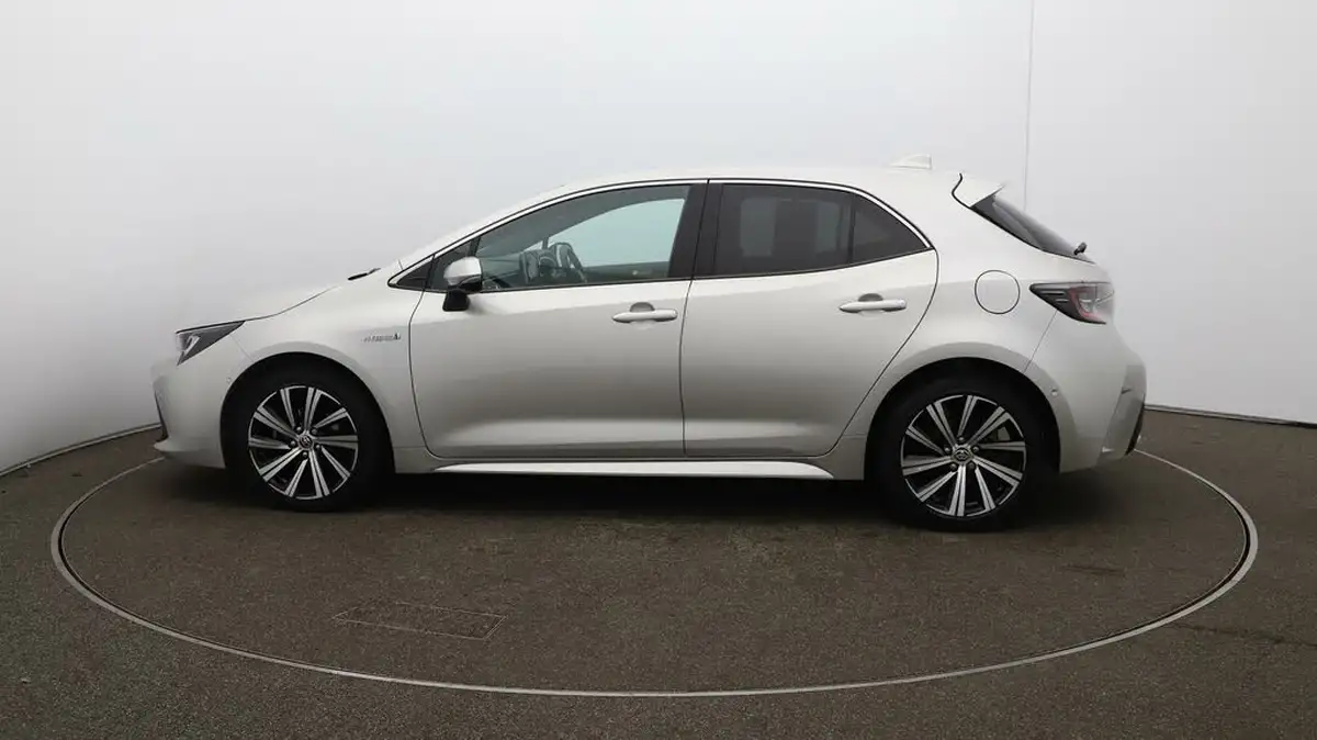 2021-toyota-corolla-18-vvt-i-design-spare-wheel-hatchback-5d-big-62