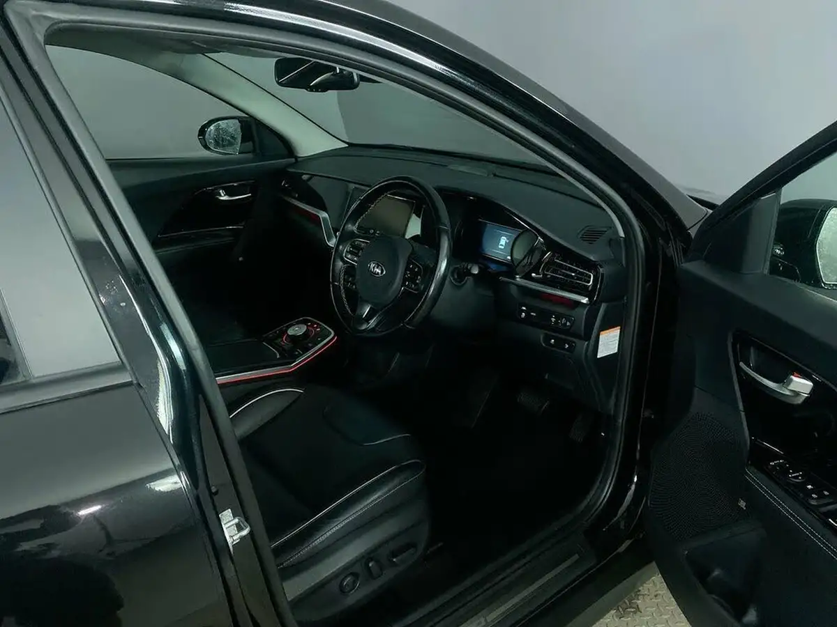 2020-kia-e-niro-ev-4-big-14
