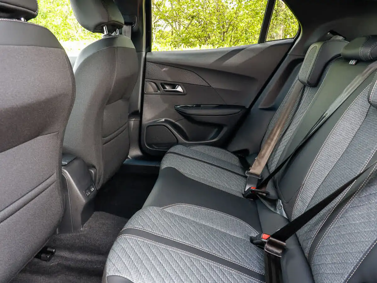 2024-peugeot-2008-suv-12-puretech-allure-130ps-big-5