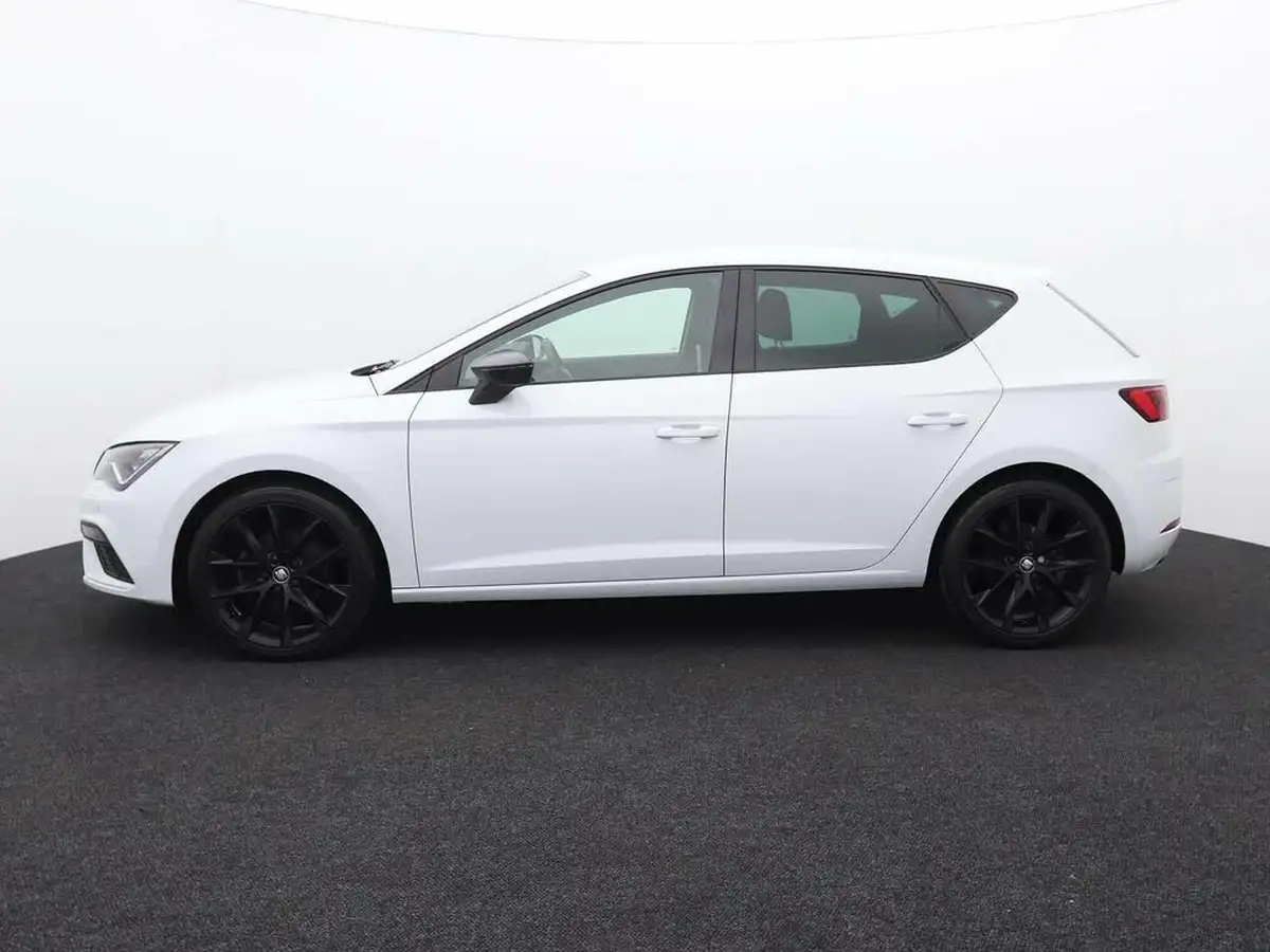 2020-seat-leon-15-tsi-evo-fr-black-edition-150ps-hatchback-dsg-big-4