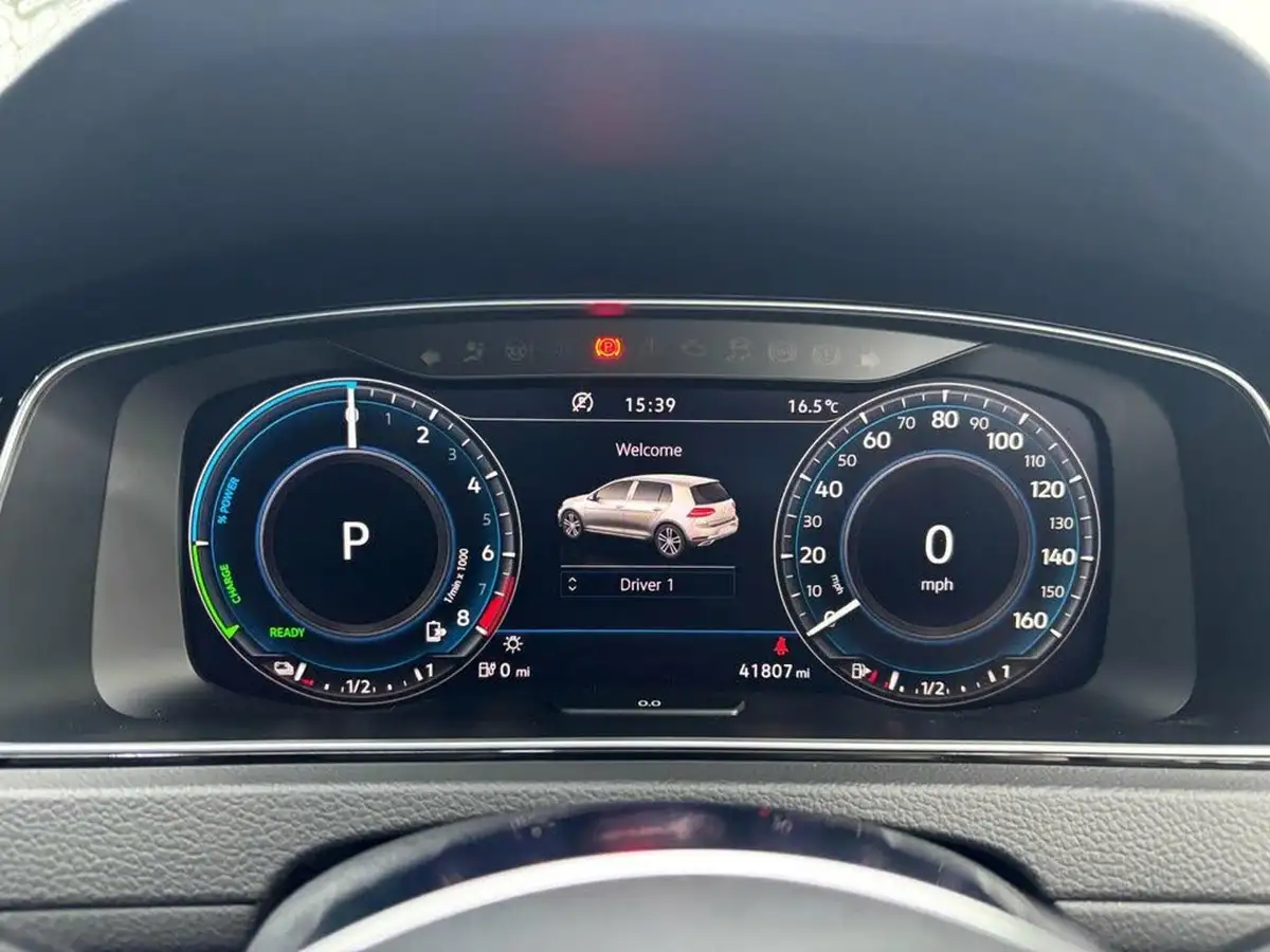 2020-volkswagen-golf-14-tsi-gte-204ps-big-23